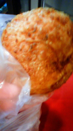 �p��