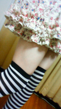 ��y�U